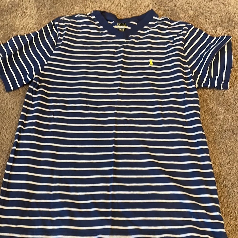 Boys Ralph Lauren tshirt. Size L (14-16)